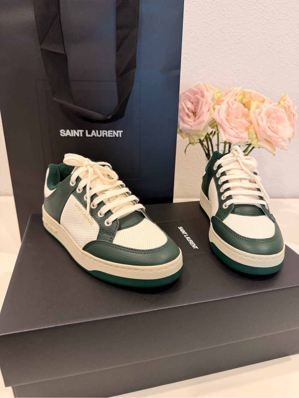 Saint Laurent Unisex Green and White Low-Top Sneakers Size 7.5 - Picture 2 of 8
